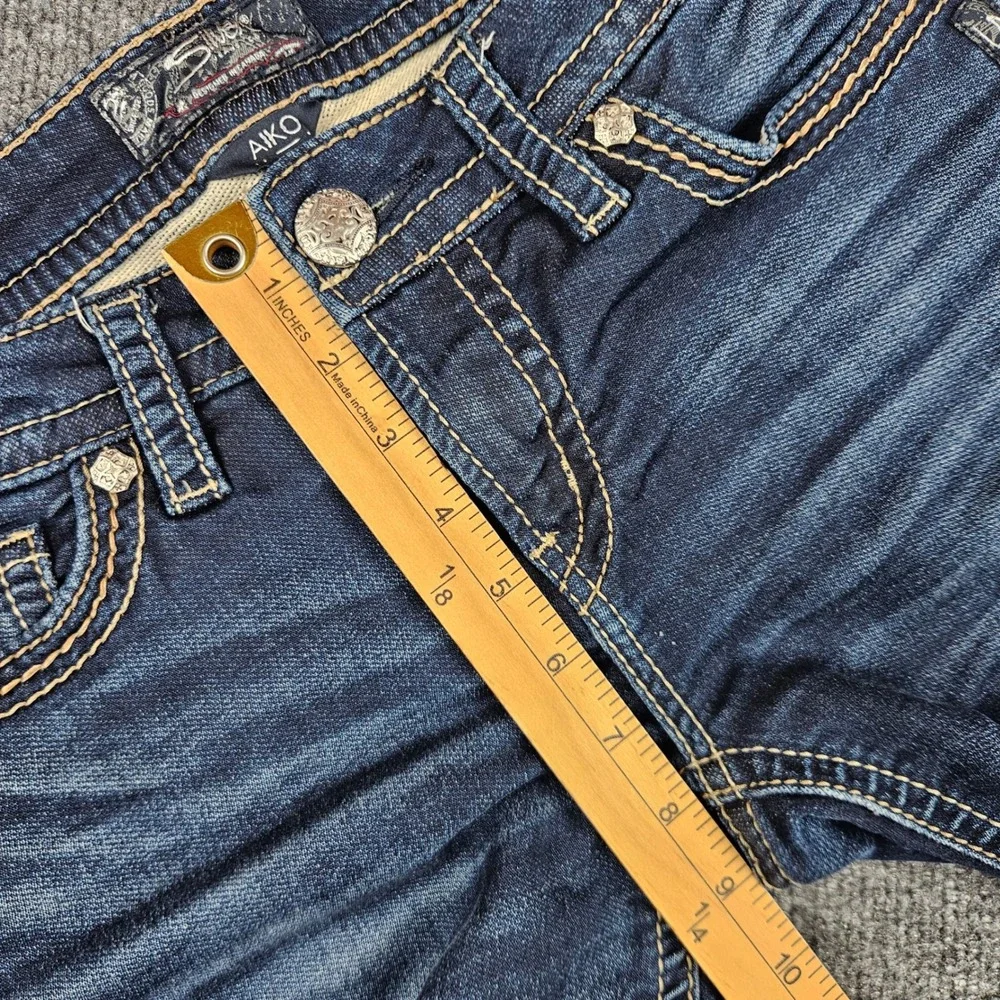 Silver Aiko Mid Slim Boot Joga Jeans Women's 30 Dark Wash Denim Stretch